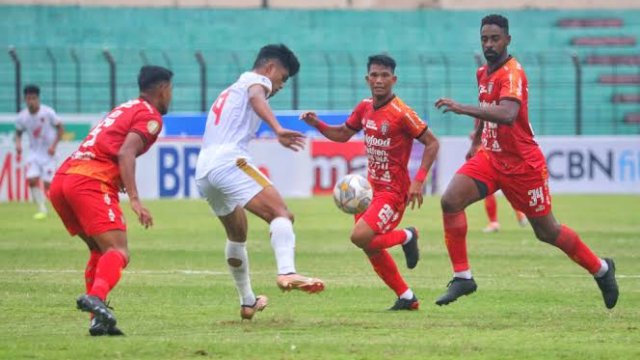 Liga I BRI: Menang 4-1, PSM Puncaki Klasemen