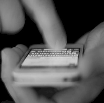 Sebar Foto Bugil Istrinya di Sosmed, Pria di Samarinda Dilapor ke Polisi