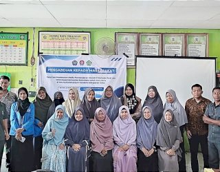 Adakan PKM, Dosen FKIP Unismuh Makassar Gelar Pelatihan di Gowa