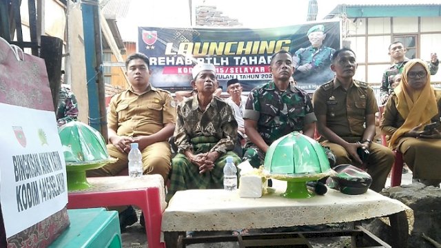 Kegiatan Vidcom Program Launching rehab RTLH Pangdam Hasanuddin bersama jajaran Kodim 1415 Selayar, Senin (06/03/2023). (Ist)