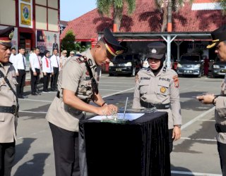 Gelar Upacara Sertijab PJU dan Kapolsek, Ini Pesan Kapolres Gowa