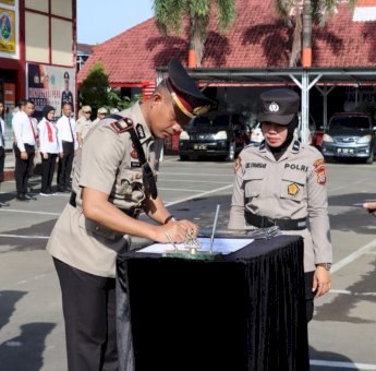 Gelar Upacara Sertijab PJU dan Kapolsek, Ini Pesan Kapolres Gowa