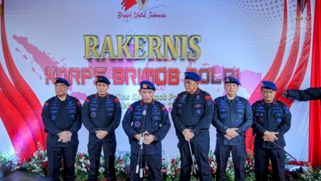 Kapolri Jenderal pol Listyo Sigit memberikan Keterangan Pers Usai Membuka Rakernis Korps Brimob (13/03/2023) di Semarang. (Ist)