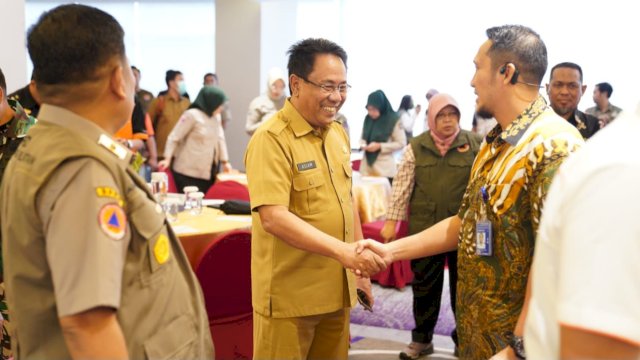 Pj Sekda Sulsel Andi Aslam Patonangi, saat menghadiri Lokakarya Klaster Logistik, Selasa (14/03/2023). (Istimewa)