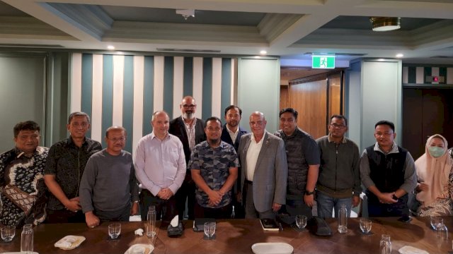 Gubernur Sulsel Andi Sudirman Sulaiman, bersama Bupati Maros, Bupati Jeneponto, Bupati Bantaeng, Pj Bupati Takalar, Bupati Bulukumba dan Bupati Wajo, saat berkunjung ke I2I Development Global di Melbourne, Australia. (Istimewa)