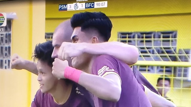 Ananda Raihan saat mencetak Gol pertama untuk kemenangan PSM Makassar saat menjamu Bhayangkara FC di Stadion BJ Habibie, Parepare, Sabtu (18/03/2023). (Istimewa)