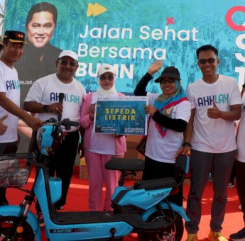 Meriahkan Jalan Sehat Bersama BUMN, PLN Pasarkan Produk UMKM di Bombana