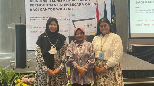 Sejumlah pegawai lingkup Kanwil Kemenkumham Sulsel mengikuti Asistensi Teknis Pendaftaran Permohonan Paten Secara Online Bagi Kantor Wilayah, di Hotel Grand Mercure Kemayoran Jakarta. (Dok. Humas Kanwil Kemenkumham Sulsel) 