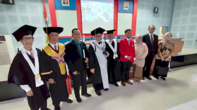 Ujian Promosi Doktor Muhammad Ali Imran, di Aula Prof. Mattulada FIB Unhas, Senin (20/03/2023). (Istimewa)