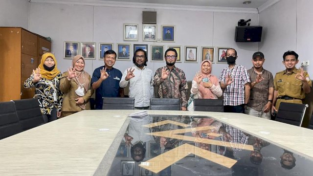 Anggota Pokja HIV Kota Makassar saat melakukan audiens dengan Anggota DPRD Makassar yang diterima langsung Ketua Komis D Hadi Ibrahim Baso di ruangannya, kemarin. (Dok. Humas Pokja HIV Kota Makassar)