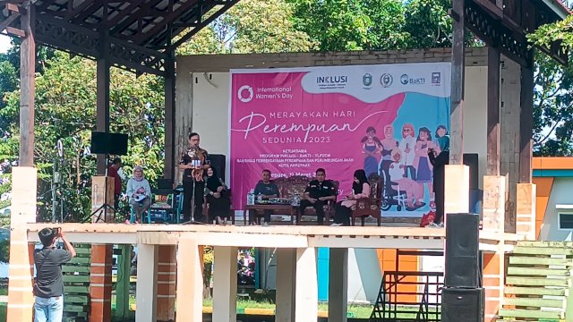 Ket : Peringatan Hari Perempuan Internasional di Kota Parepare yang digelar Program Inklusi, Yayasan BaKTI dan YLP2EM. (Foto : Mulyadi Ma'ruf)