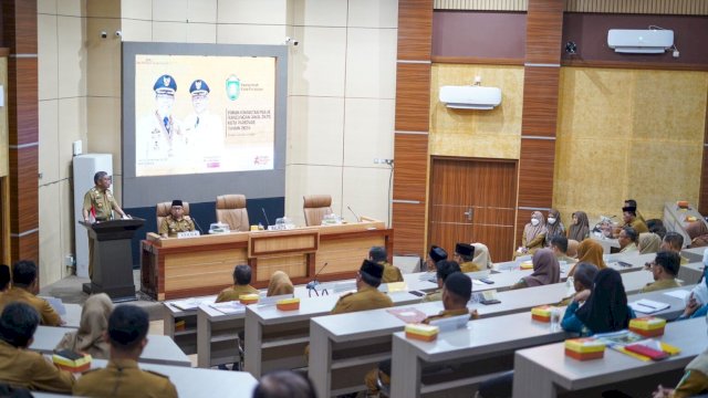 Ket : Wali Kota Parepare, Taufan Pawe saat membuka Forum Konsultasi Publik Rancangan Awal RKPD Tahun 2024 (Humas Pemkot Parepare)