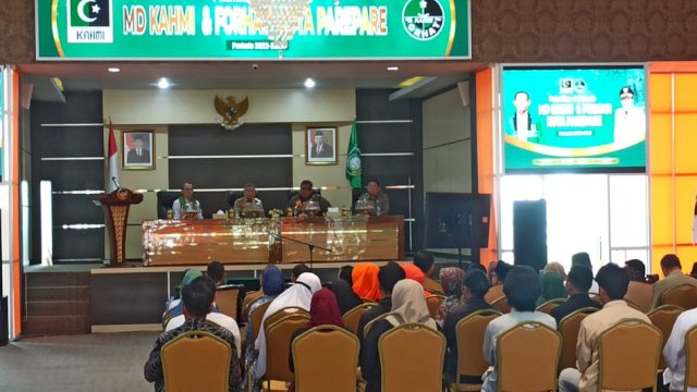 Wali Kota Parepare Taufan Pawe Harap Pengurus KAHMI Bersinergi Bangun Kota