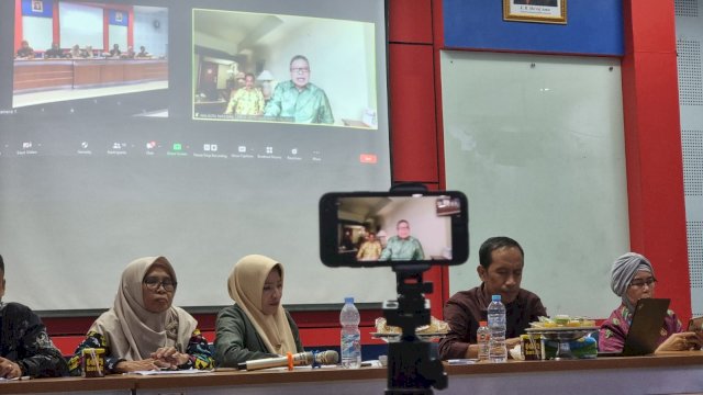 Ket : Wali Kota Parepare, HM Taufan Pawe jadi pembicara dalam seminar nasional bertajuk Penguatan Revitalisasi Bahasa Daerah melalui Program Pendidikan. (Istimewa)