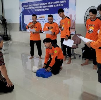 Tim PkM Dosen Unismuh Makassar Gelar Edukasi Dan Pelatihan BHD