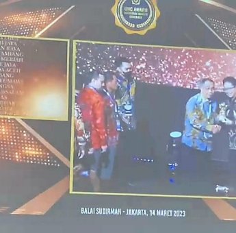 Dukung Program JKN, Pemkot Parepare Terima Penghargaan UHC dari Pemerintah Pusat