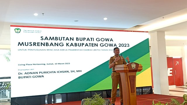 Bupati Gowa Adnan Purichta Ichsan saat menghadiri Musrenbang Kabupaten Gowa 2023 untuk Penyusunan Rencana Kerja Pemerintah Daerah (RKPD) Tahun 2024, di Living Plaza, Jalan Tun Abdul Razak, Selasa (14/03). (Chaerani/Republiknews.co.id)