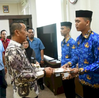 Empat CPNS Sekolah Kedinasan Terima SK, Ini Pesan Sekda Sinjai