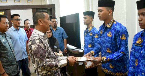 Empat CPNS Sekolah Kedinasan Terima SK, Ini Pesan Sekda Sinjai