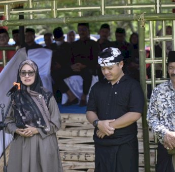 Sampaikan Belasungkawa, Indah Putri Melayat ke Rumah Duka Syukur Bijak