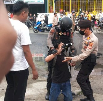 Wartawan MNC Group Bulukumba Dipukul dan Diacam Ditembak Oknum Polisi Saat Liputan