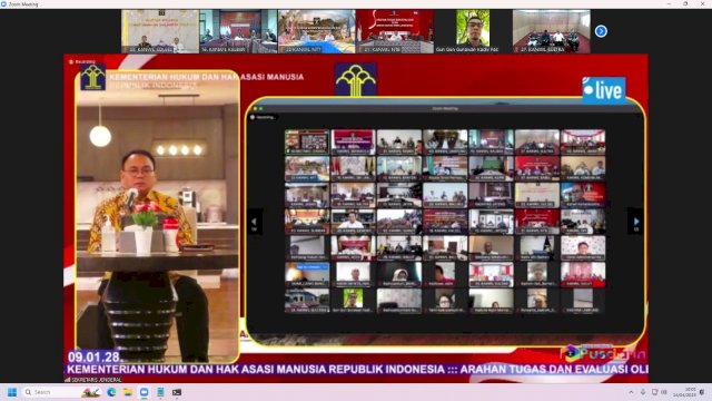 Sekretaris Jenderal Kemenkumham, Komjen Pol. Andap Budhi Revianto saat memberikan arahan secara virtual, kemarin.