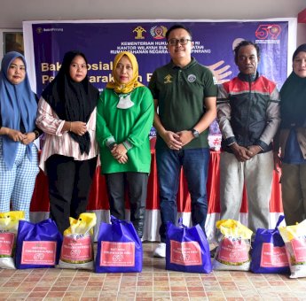 Rutan Pinrang Gelar Baksos, Bagikan Puluhan Paket Sembako untuk Keluarga Warga Binaan yang Kurang Mampu