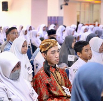 Siswa SMKN 2 Gowa, Muhammad Haikal Jadi Pemenang Lomba Surat Kartini Berbahasa Inggris
