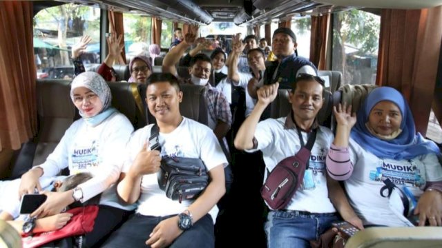 Mudik Gratis Bersama BUMN, PLN Berangkatkan 10 Ribu Pemudik ke Berbagai Daerah