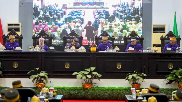 Rapat Paripurna Peringatan HUT Kabupaten Luwu Utara ke-24 di Gedung DPRD Kabupaten Luwu Utara, Kamis (27/04/2023). (Istimewa)