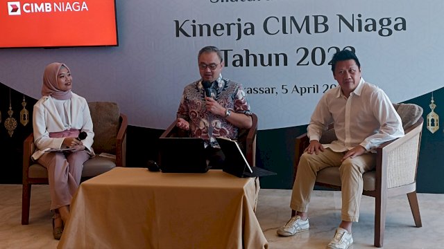 Suasana Silaturahmi Media Kinerja CIMB Niaga Tahun 2022 yang berlangsung di Ruang Lontaran, Hotel The Rinra Makassar, Rabu (05/04). (Chaerani/Republiknews.co.id)
