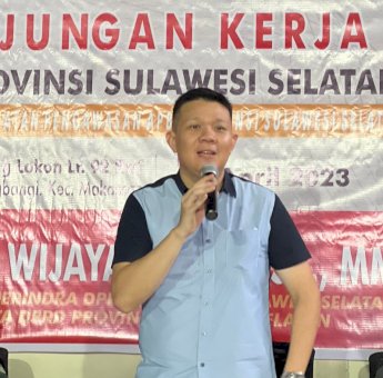 Warga Lariang Bangi Sampaikan Aspirasi Soal Penyelenggaraan APBD Sulsel di Hadapan Edward Horas