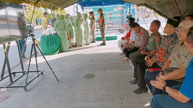 Ket : Dandim 1415 Selayar Bersama Pemda Selayar, Unsur Muspida beserta ikuti pembukaan Bazar Ramadhan melalui vidcom (Dokumentasi Kodim 1415 Selayar).