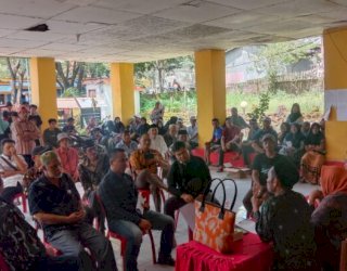Diduga Pungli Prona, Oknum ASN Kelurahan di Jeneponto Diseruduk Warga