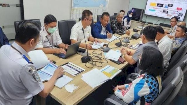 Rombongan DPRD Kabupaten Kotawaringin Timur di Bandara Haji Asan Sampit. (Istimewa)