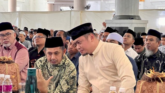 Bupati Gowa Adnan Purichta Ichsan saat menghadiri Tabligh Akbar Nasional dan Silaturahmi Syawal 1444 H Wahdah Islamiyah, di Mesjid Agung Syekh Yusuf Kabupaten Gowa, Minggu (14/05). (Dok. Humas Gowa)