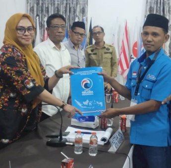 Partai Gelora Parepare Daftarkan Bacaleg ke KPU, Ketua Asy’ari Abdullah : Kami Datang untuk Menang