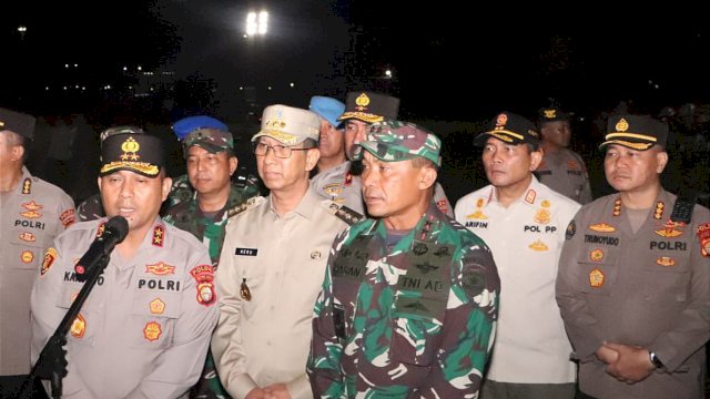 Kapolda Irjen Karyoto bersama Forkopimda saat memberikan keterangan pers. (Istimewa)