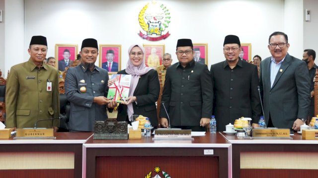 Sidang Paripurna LKPJ Gubernur Sulsel Tahun Anggaran 2022, Senin (15/05/2023). (Istimewa)