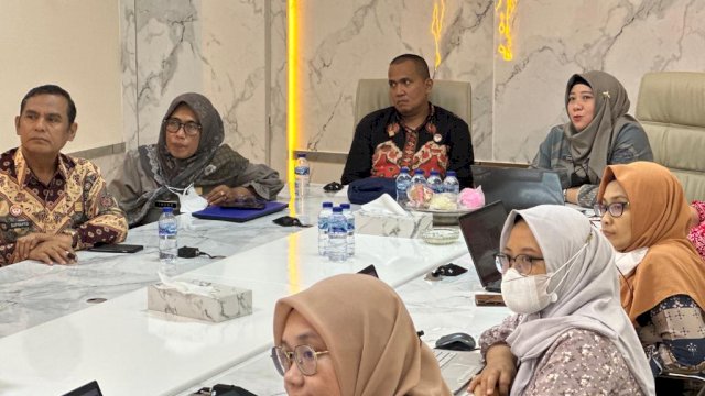 Suasana Exit Meeting Evaluasi TPI atas Pembangunan ZI Menuju WBK/WBBM pada Satker Lingkungan Kanwil Kemenkumham Sulsel, di Ruang Rapat Pimpinan Kanwil Kemenkumham Sulsel, Jumat (19/05). (Dok. Humas Kanwil Kemenkumham Sulsel)