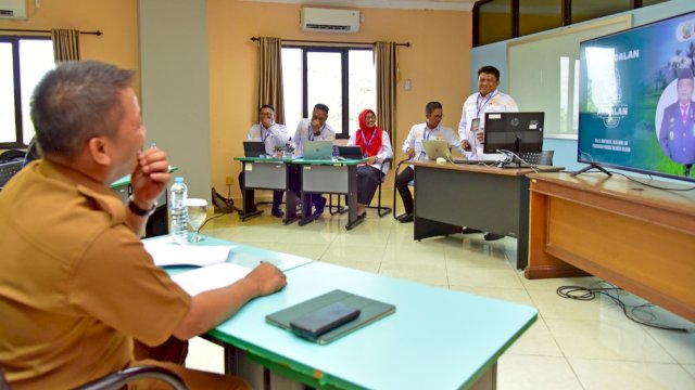 Di Depan Sekda dan Mentor, Kadis PMD Sulsel Paparkan SIM Andalan