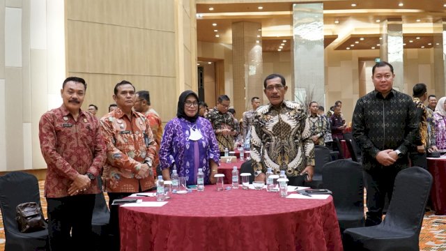 Kakanwil Kemenkumham Sulsel Liberti Sitinjak bersama para pimpinan tinggi pratama mengikuti pembukaan Pra Evaluasi Pembangunan ZI Menuju WBBM, di Hotel Grand Mercure Kemayoran, Jakarta Pusat, kemarin. (Dok. Humas Kanwil Kemenkumham)