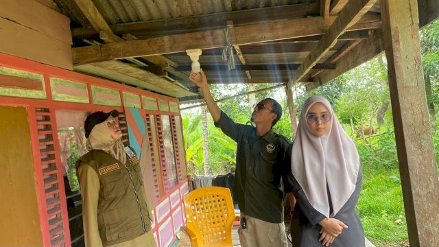 Pemerintah Provinsi Sulsel menyalurkan Listrik Gratis untuk warga kurang mampu. (Istimewa)