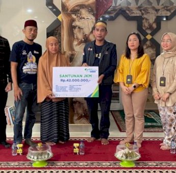 Ketua DPRD Makassar dan BPJS Ketenagakerjaan Serahkan Santunan JKM