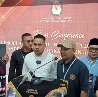 Al Hidayat Samsu Jadi Pendaftar Pertama Bakal Calon DPD RI Dapil Sulsel