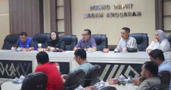 Komisi C DPRD Makassar Pimpin RDP Bahas Perpanjangan Kontrak BTS