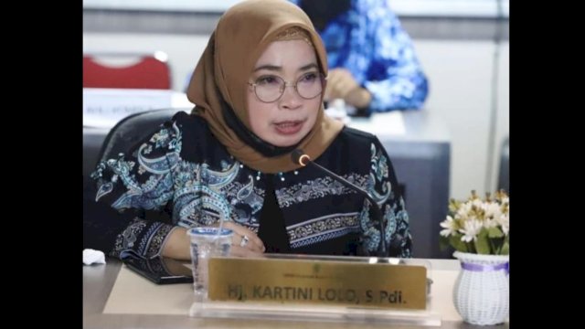 Ket : Ketua DPC PDI Perjuangan Pinrang, Kartini Lolo