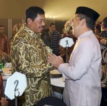 Didampingi Ketua TP PKK Kota Makassar, Danny Pomanto Hadiri Malam Kenal Pamit Kapolda Sulsel