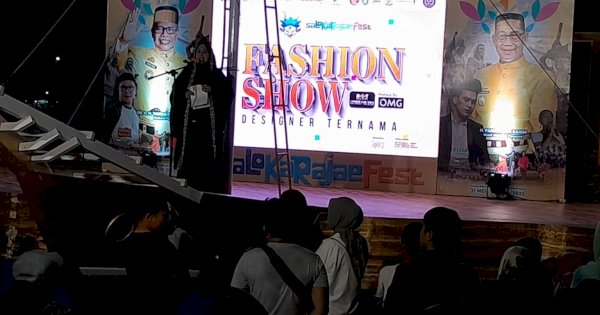 Erna Rasyid Taufan Apresiasi Panitia Fashion Show Festival Salo Karajae Parepare