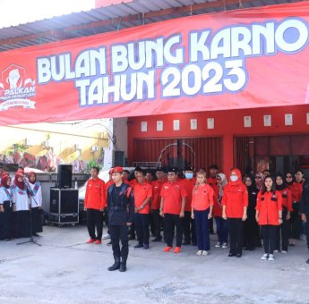 PDIP Kalsel Gelar Upacara, Berry Nahdian Beri Pesan Ini di Hari Lahir Pancasila